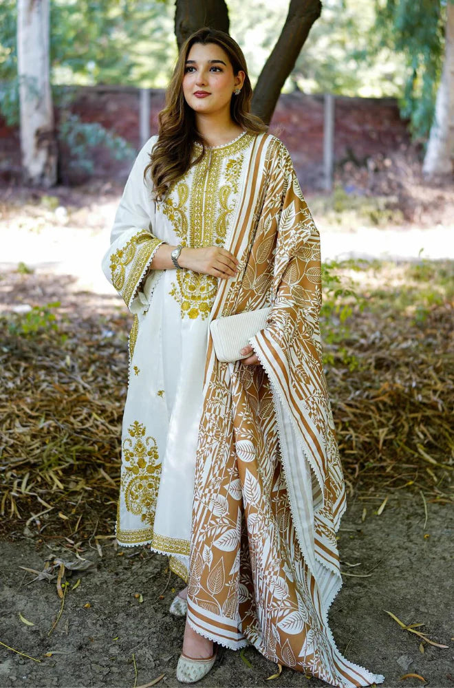 Rp33105 -izel - Winter 3PC Dhanak Embroidered Suit