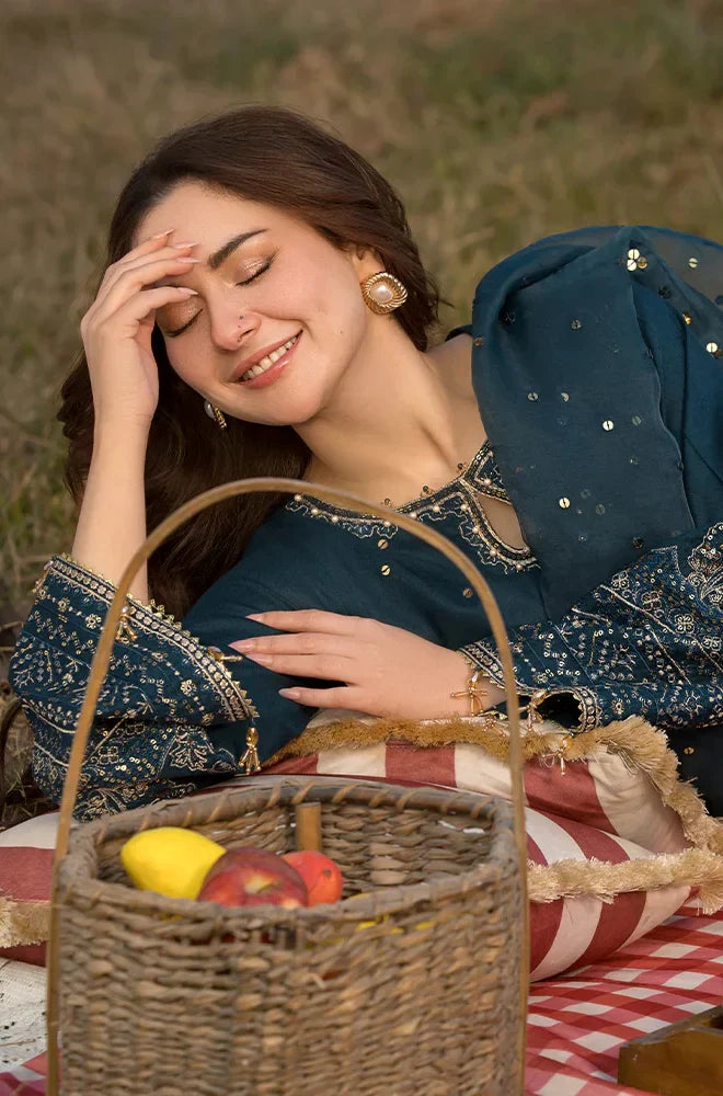 RP1119- Allys - Summer 3PC Lawn Embroidered with Sequence work Suit