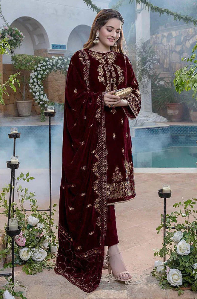 RP2018- Azure Embroidered Velvet 3piece suit