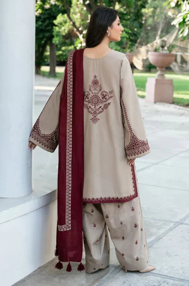 Rp3324-Baroque - Winter 3PC Dhanak Embroidered Suit