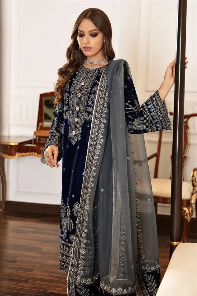 Rp3325-Baroque- Winter 3PC Velvet Embroidered Suit