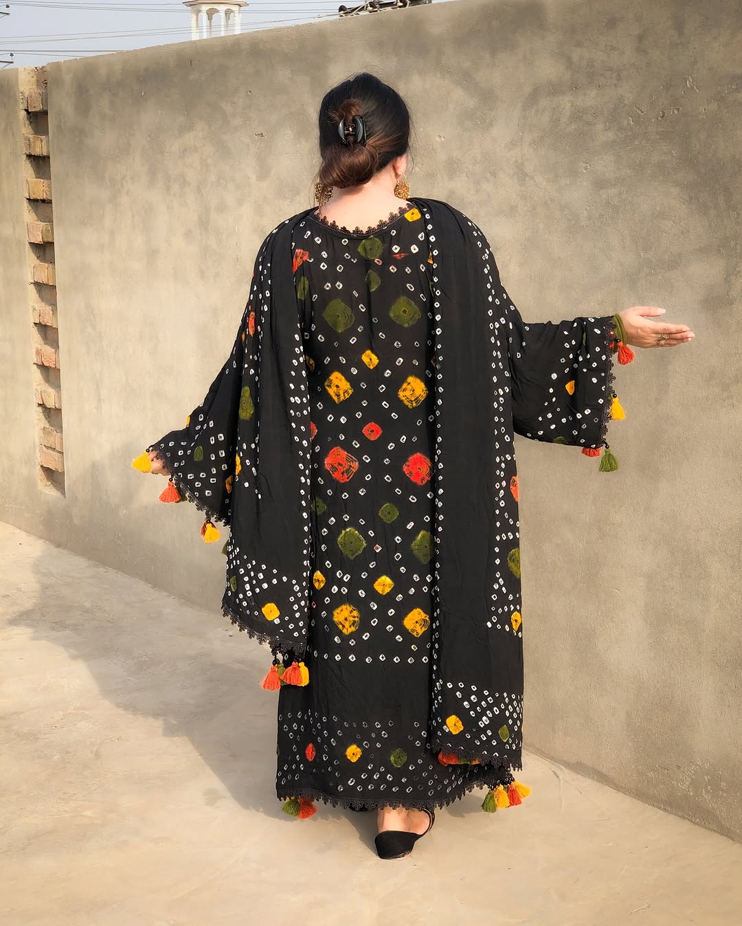 RP1223 Black chunri - Summer 3PC Lawn Digital Print Dress