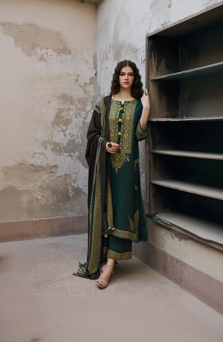 RP33136-Charizma - Winter 3PC Karandi Digital Print Dress