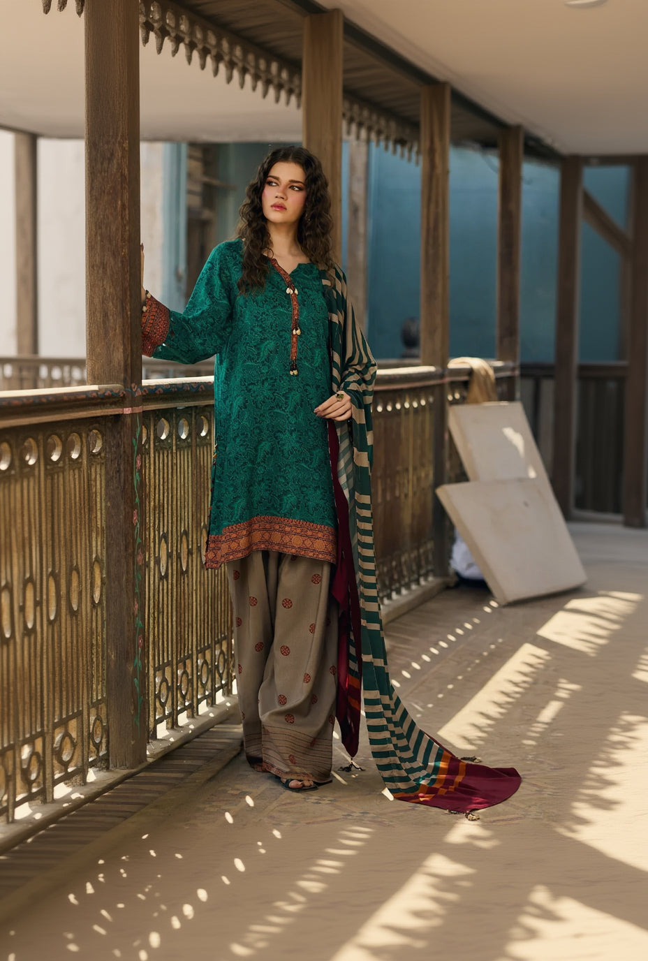 RP33137 - Charizma - Winter 3PC Karandi Digital Print Dress