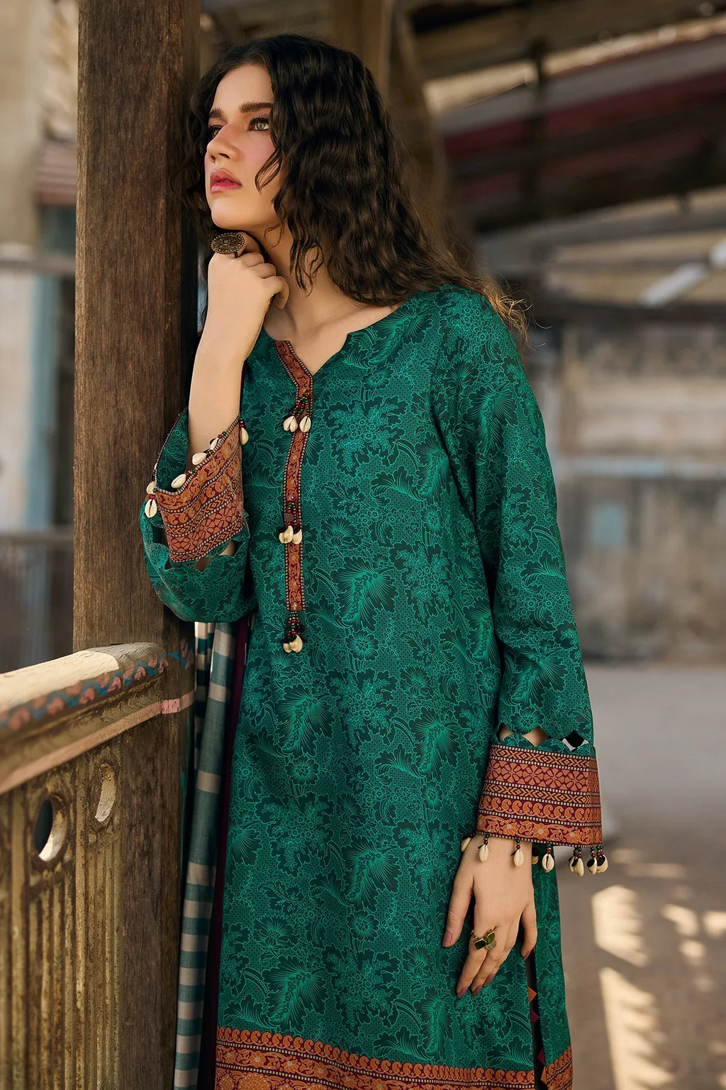 RP33137 - Charizma - Winter 3PC Karandi Digital Print Dress