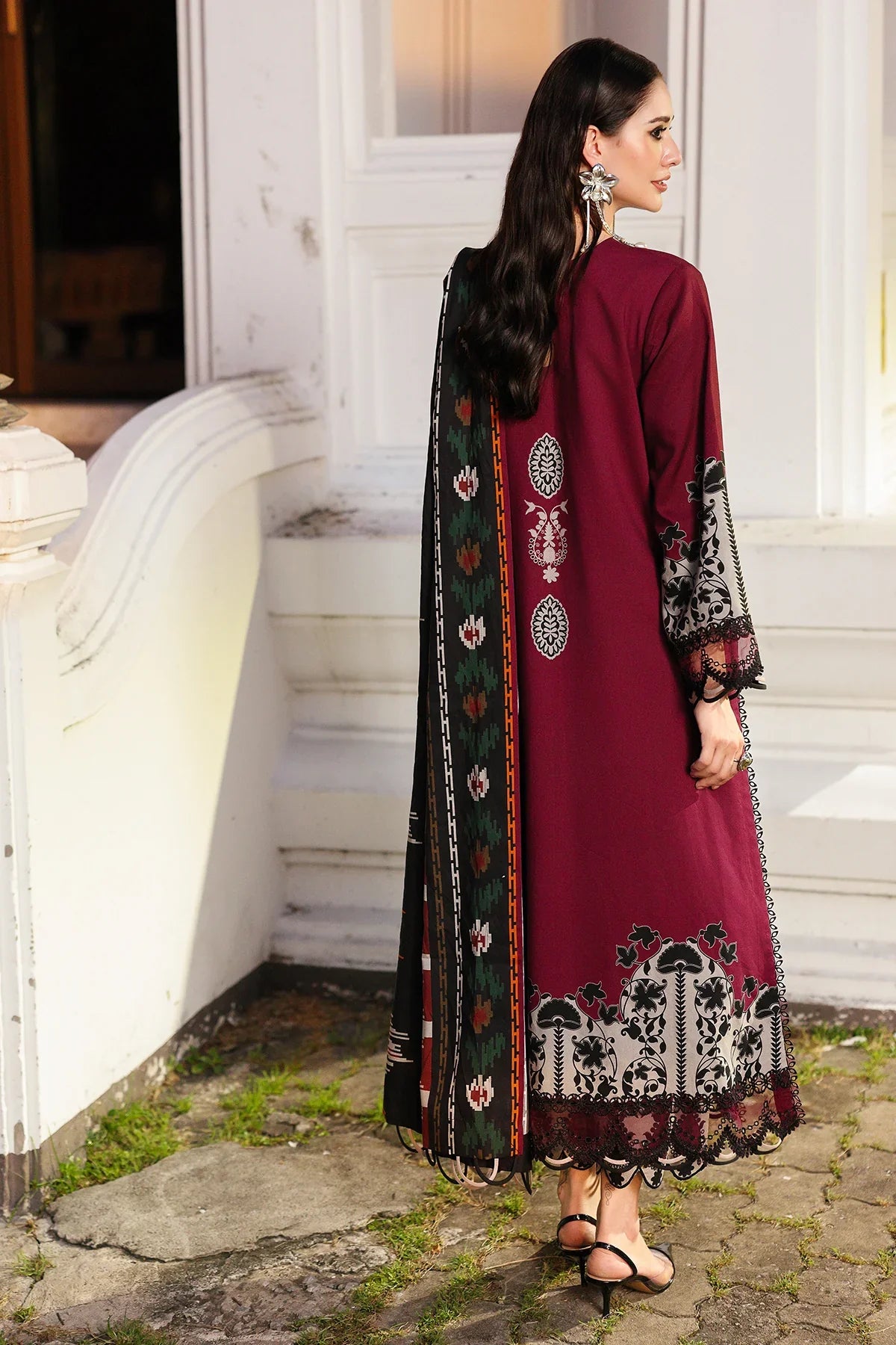 RP3388 - Charizma - Winter 3PC Karandi Digital Print Dress