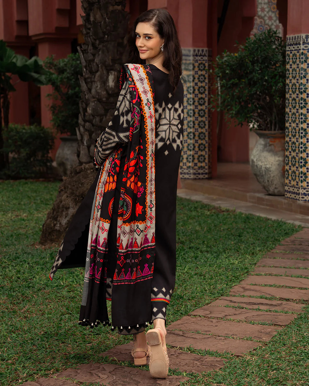 RP3391- Charizma - Winter 3PC Karandi Digital Print Dress