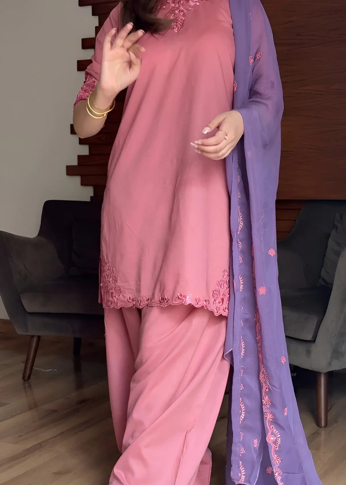 Rp1121 -Dyot - Summer 3PC Lawn Embroidered Suit