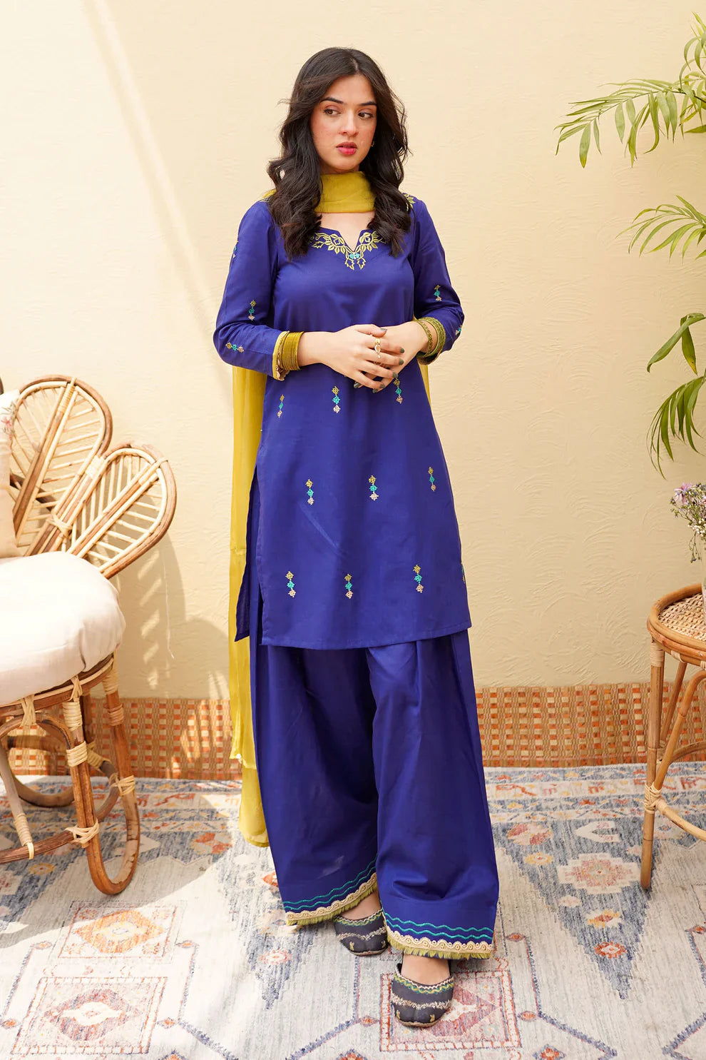 Rp1123- Dyot - Summer 3PC Lawn Embroidered Suit