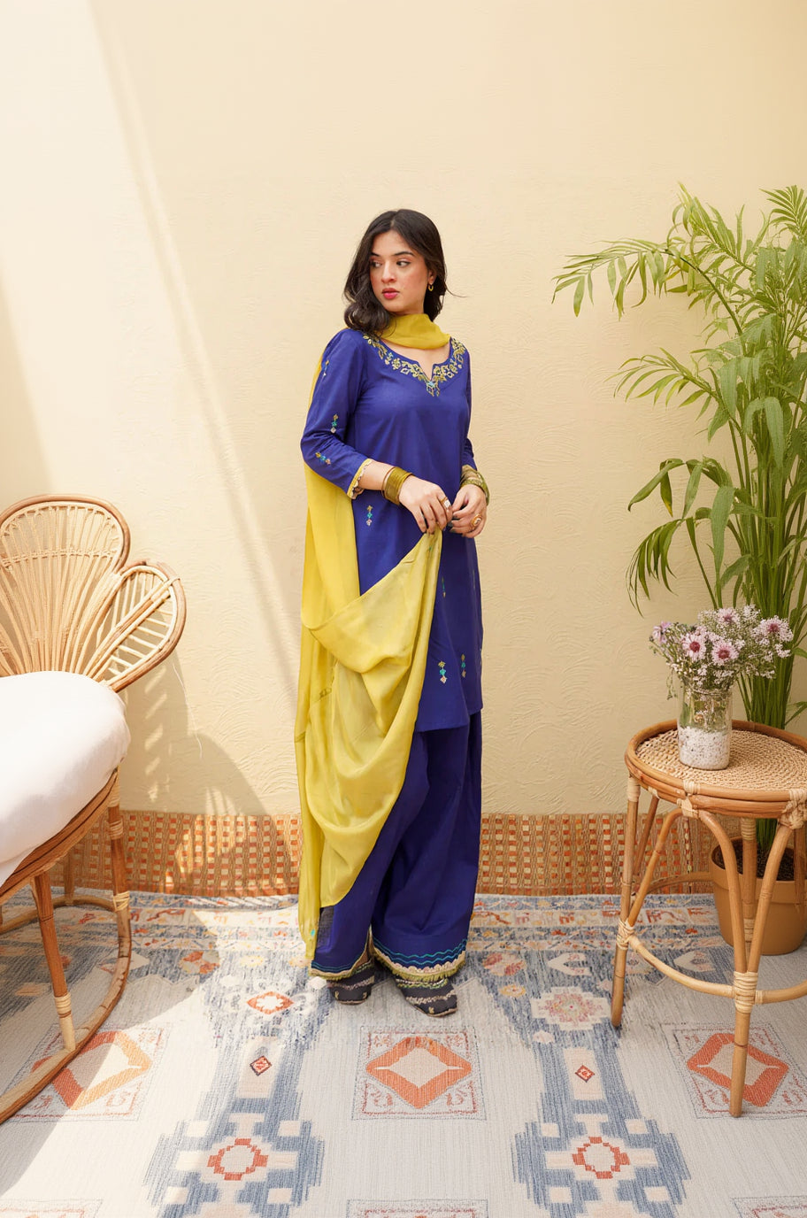 Rp1123- Dyot - Summer 3PC Lawn Embroidered Suit