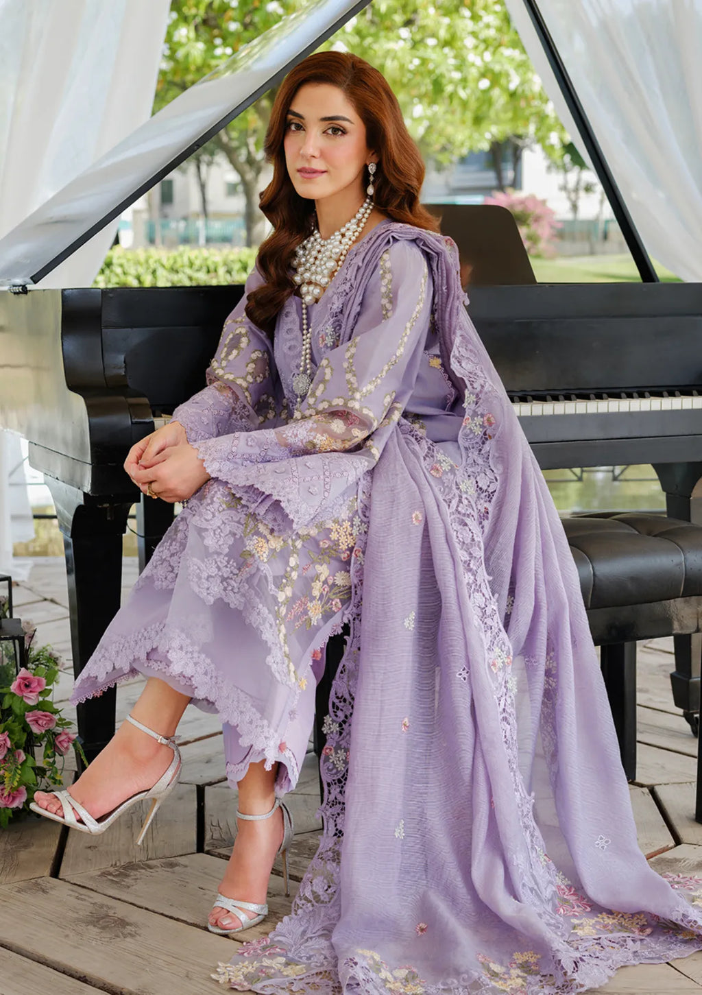 RP1138Elaf - Summer 3PC Lawn Chikenkari Embroidered Shirt