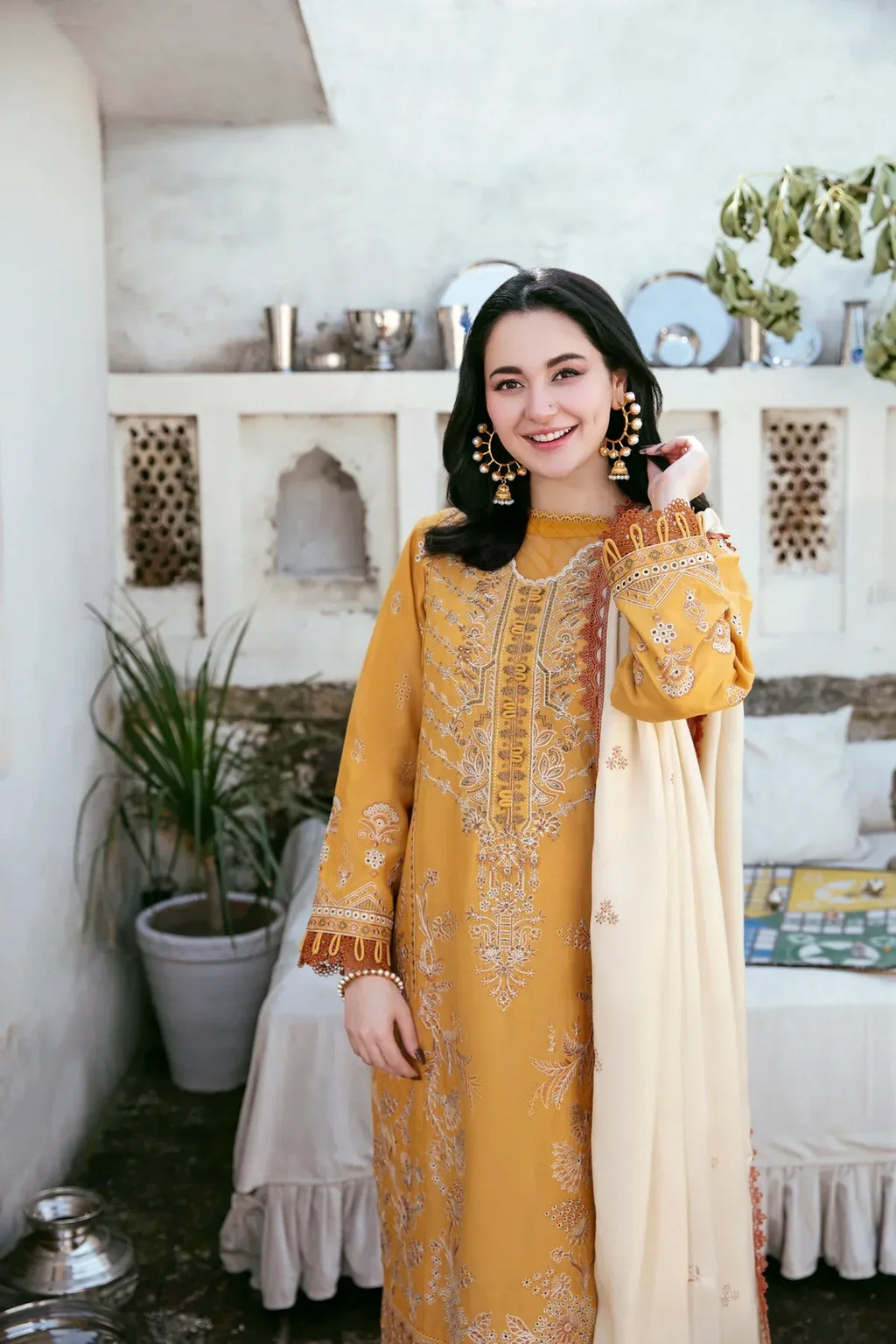 Rp3350-Florent - Winter 3PC Dhanak Embroidered Suit