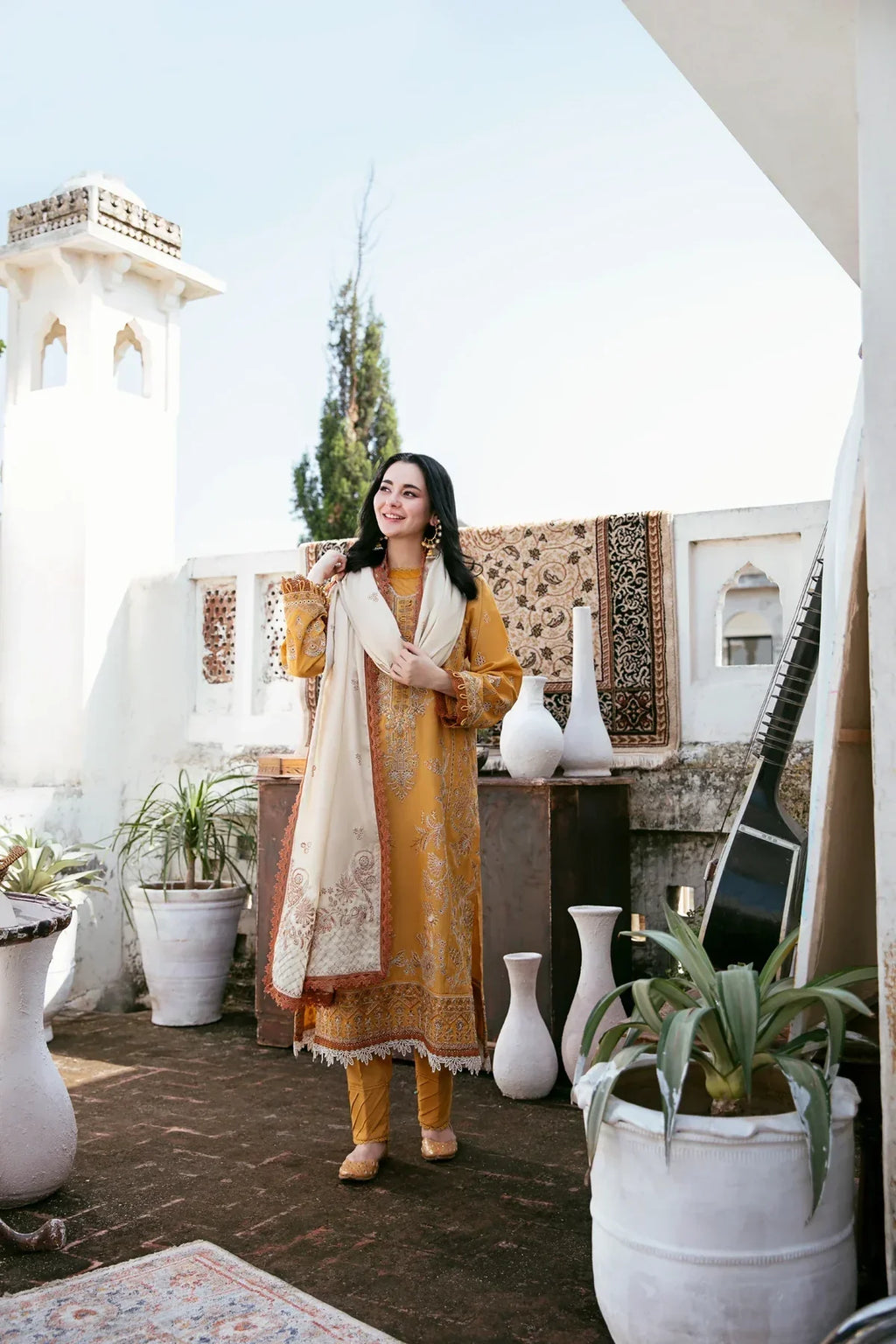 Rp3350-Florent - Winter 3PC Dhanak Embroidered Suit