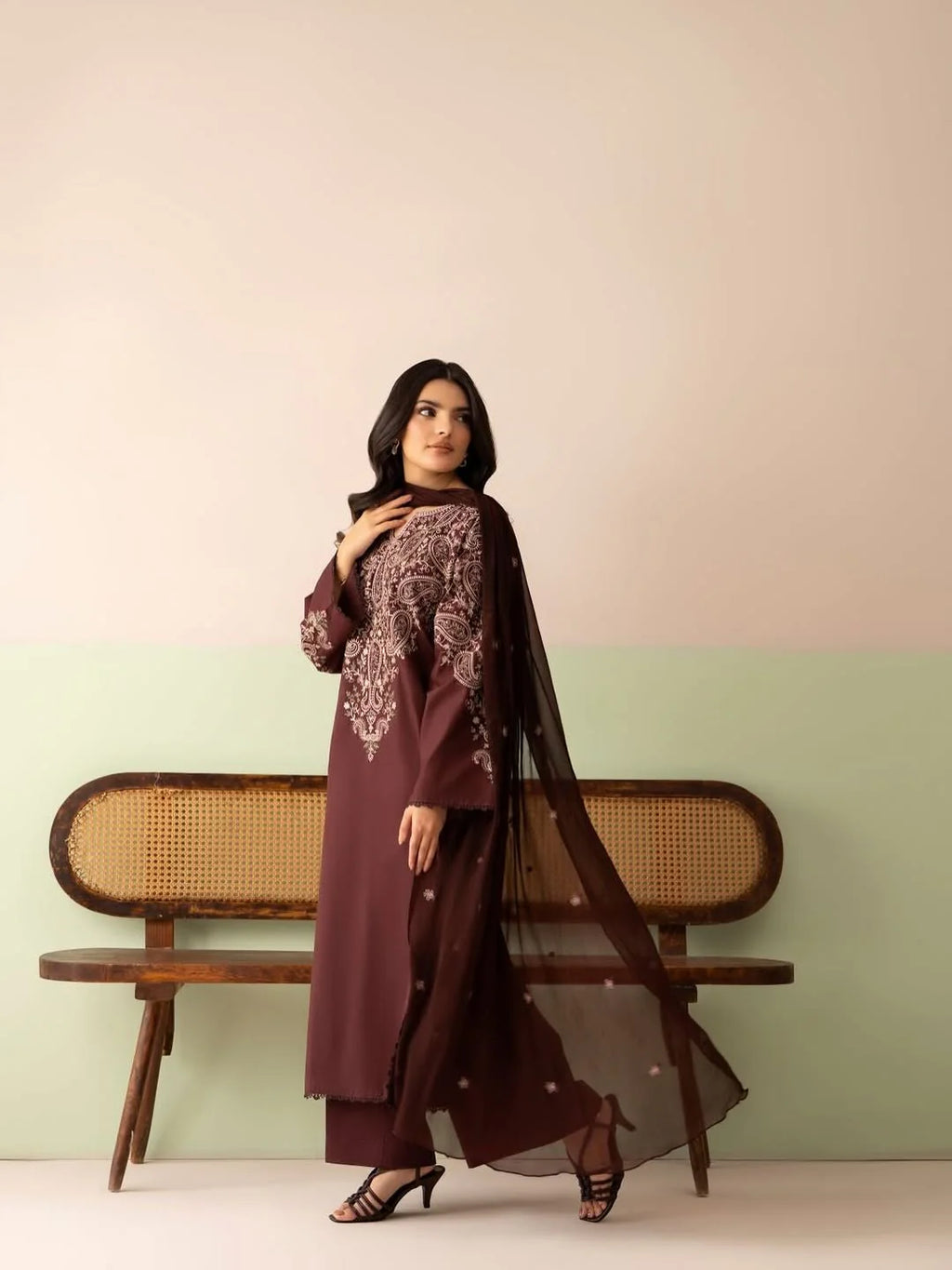 Rp1209Jazmin - Summer-3PC Lawn Embroidered Suit