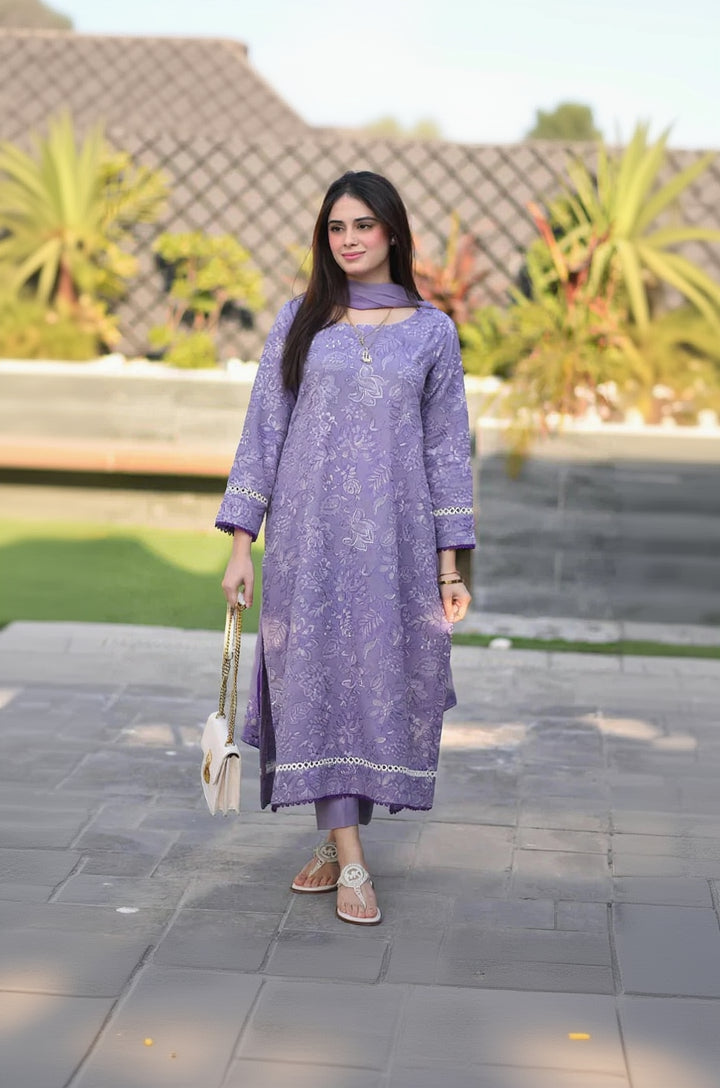 RP1020 - Breeze 3PC Lawn Embroidered Suit