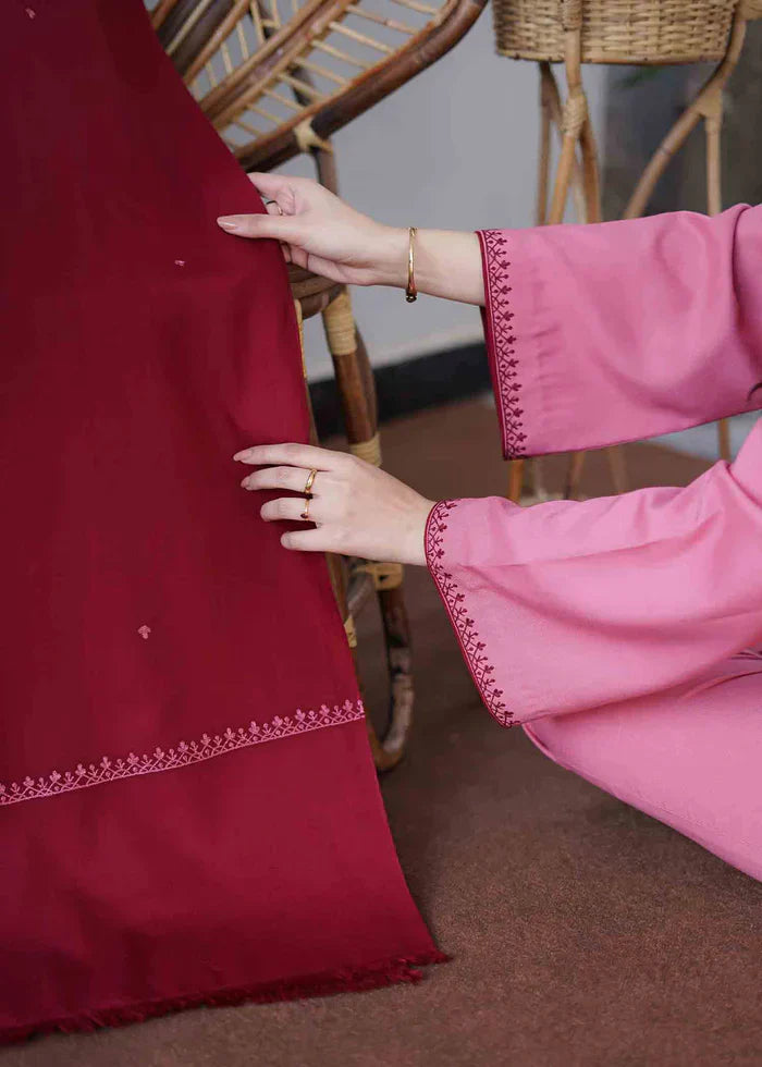 RP502-WINTER 3PC Dhanak suit with Embroidered Shawll