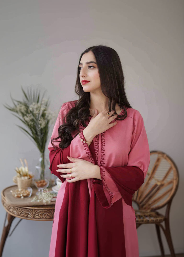 RP502-WINTER 3PC Dhanak suit with Embroidered Shawll