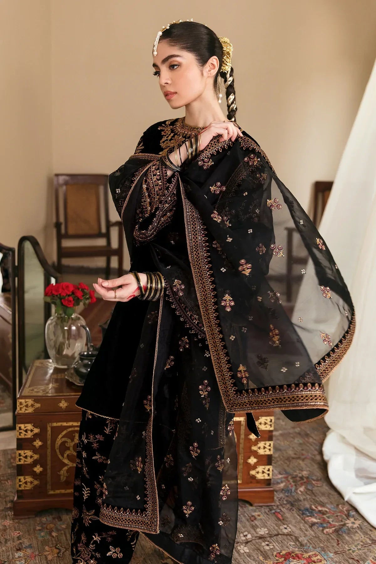 RP563-Embroidered Velvet Dress With Organza embroidered Dopata