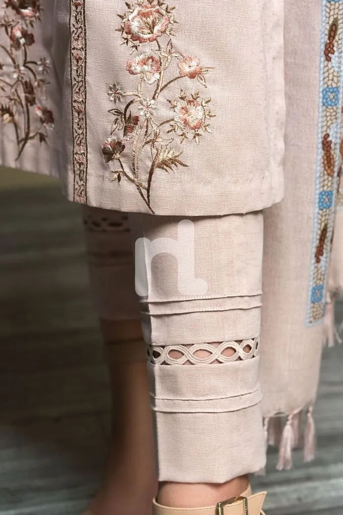 RP589-WINTER 3PC Dhannak Embroidered suit with Printed Shawll