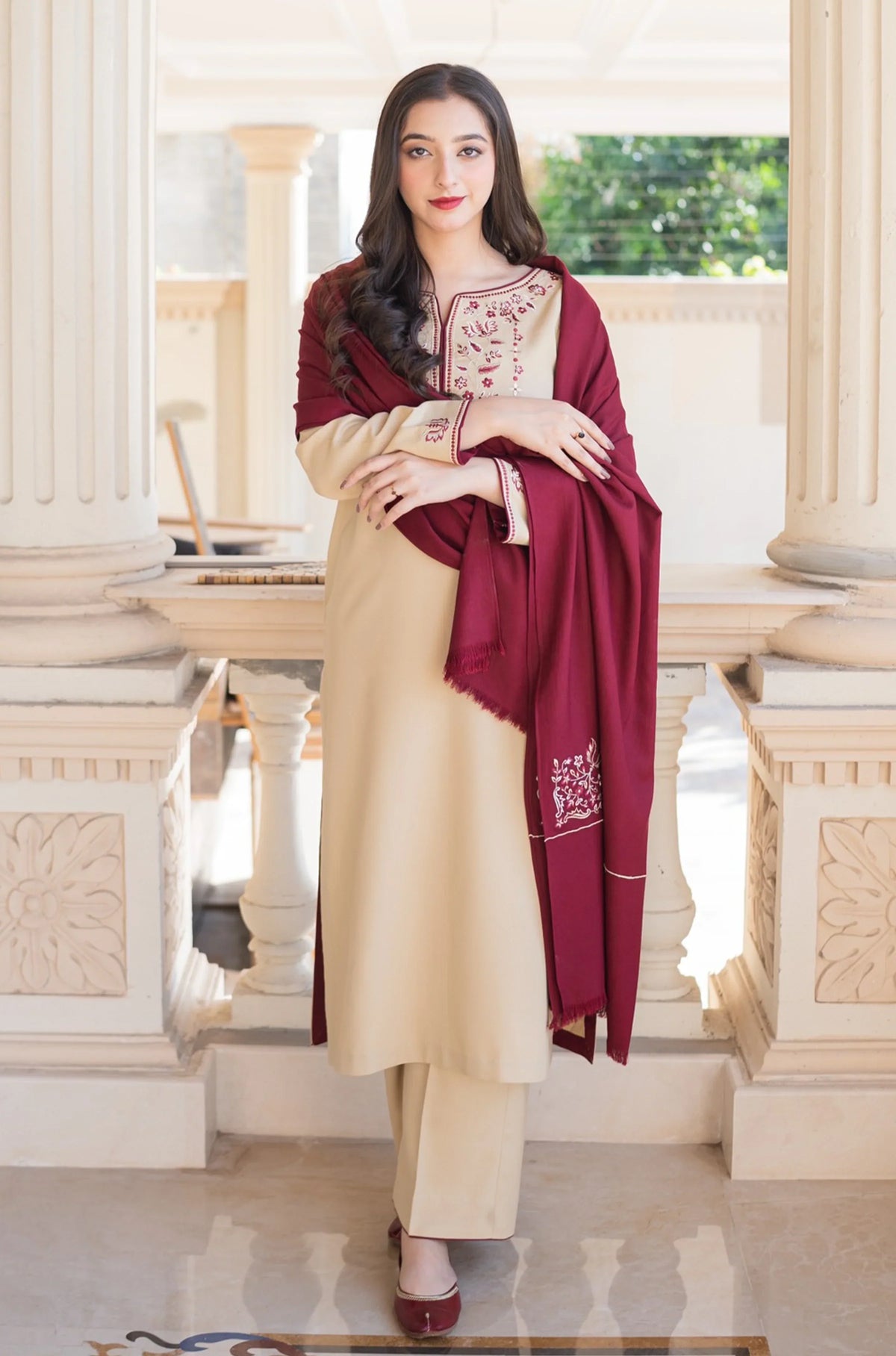 RP614-WINTER 3PC Dhanak suit with Embroidered Shawll