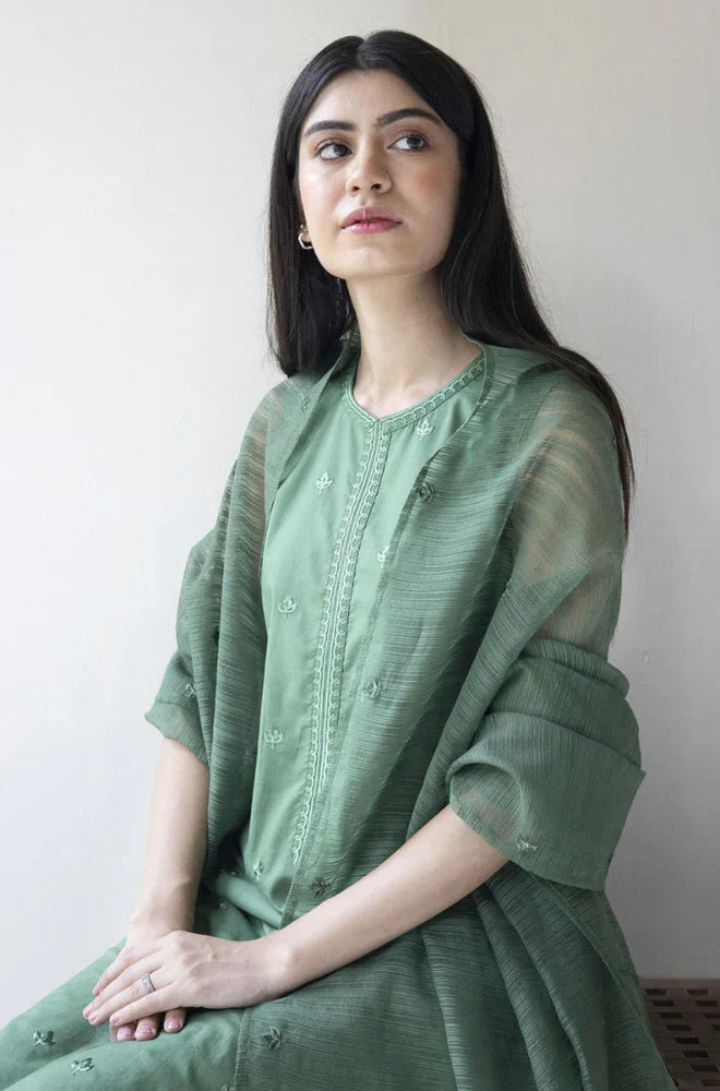 RP732-SUMMER 3PC Lawn Embroidered Shirt With Organza Embroidered Dupatta