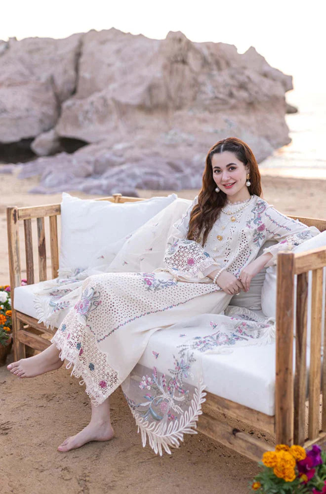 RP997 - Qalamkar 3 Piece Chickenkari Embroidered Lawn Suit
