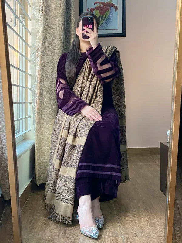 Rp33117 Rangraiz- Velvet Dress with Printed Dhanak Shawl