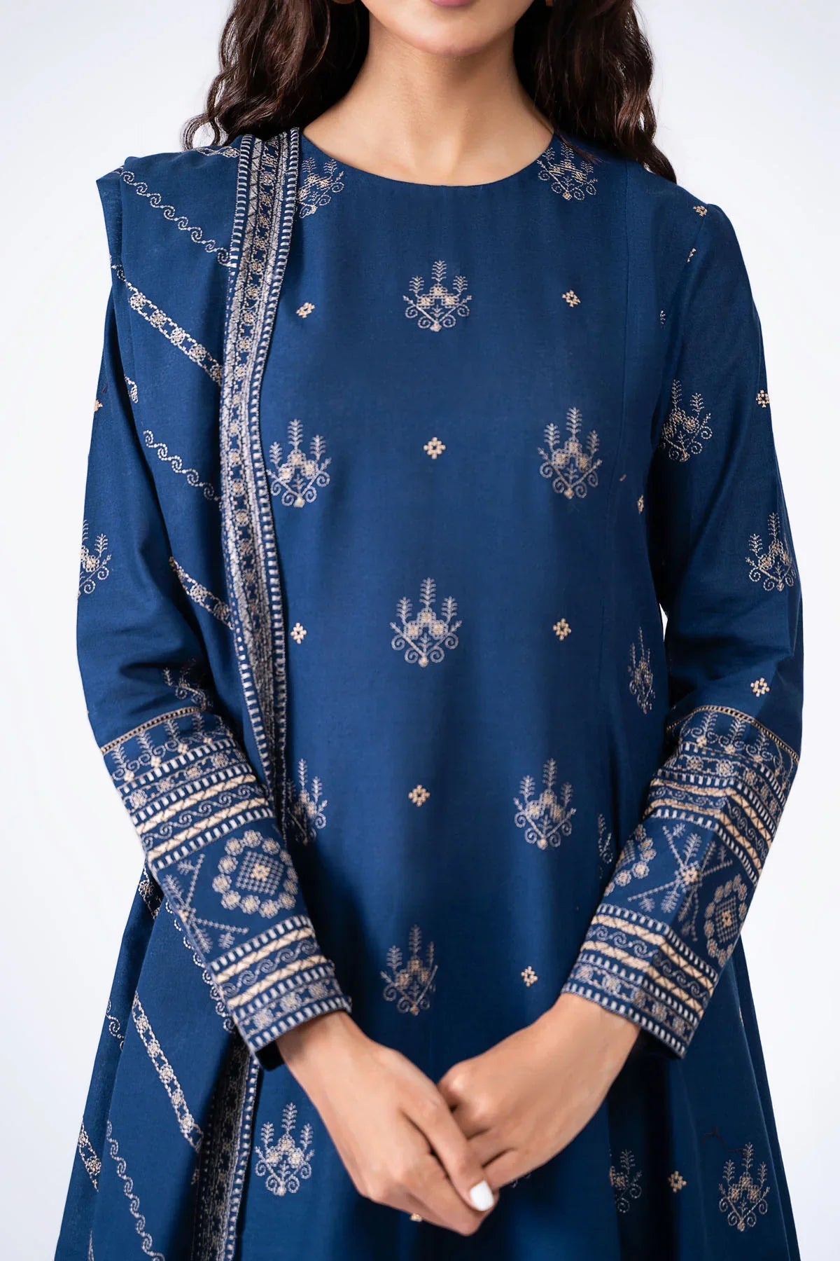 Rp578-WINTER 3-Pc Embroidered Dhanak Suit with Heavy Embroidered Dhanak Shawll