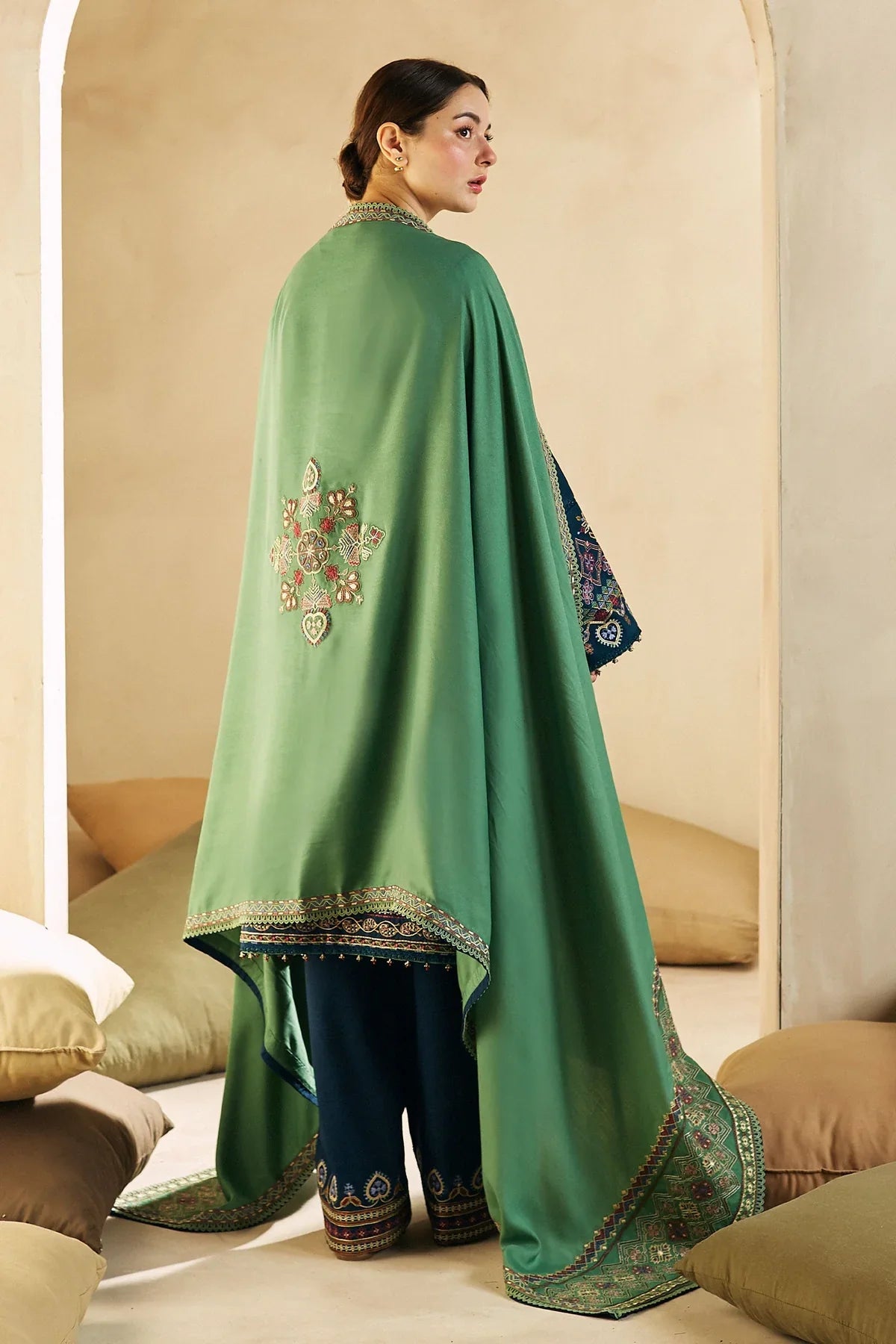 Rp590-WINTER 3-Pc Embroidered Dhanak Suit with Heavy Embroidered Dhanak Shawll