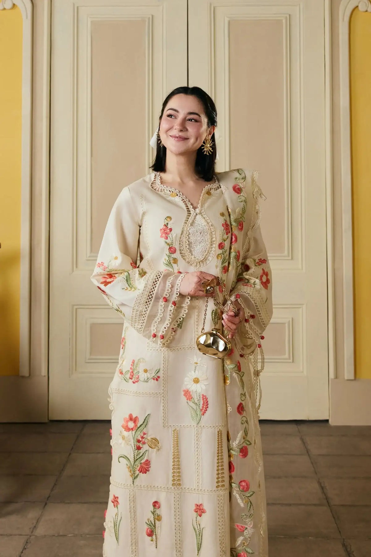 RP1235 Maryam Hussain - Summer 3PC Lawn Embroidered Suit