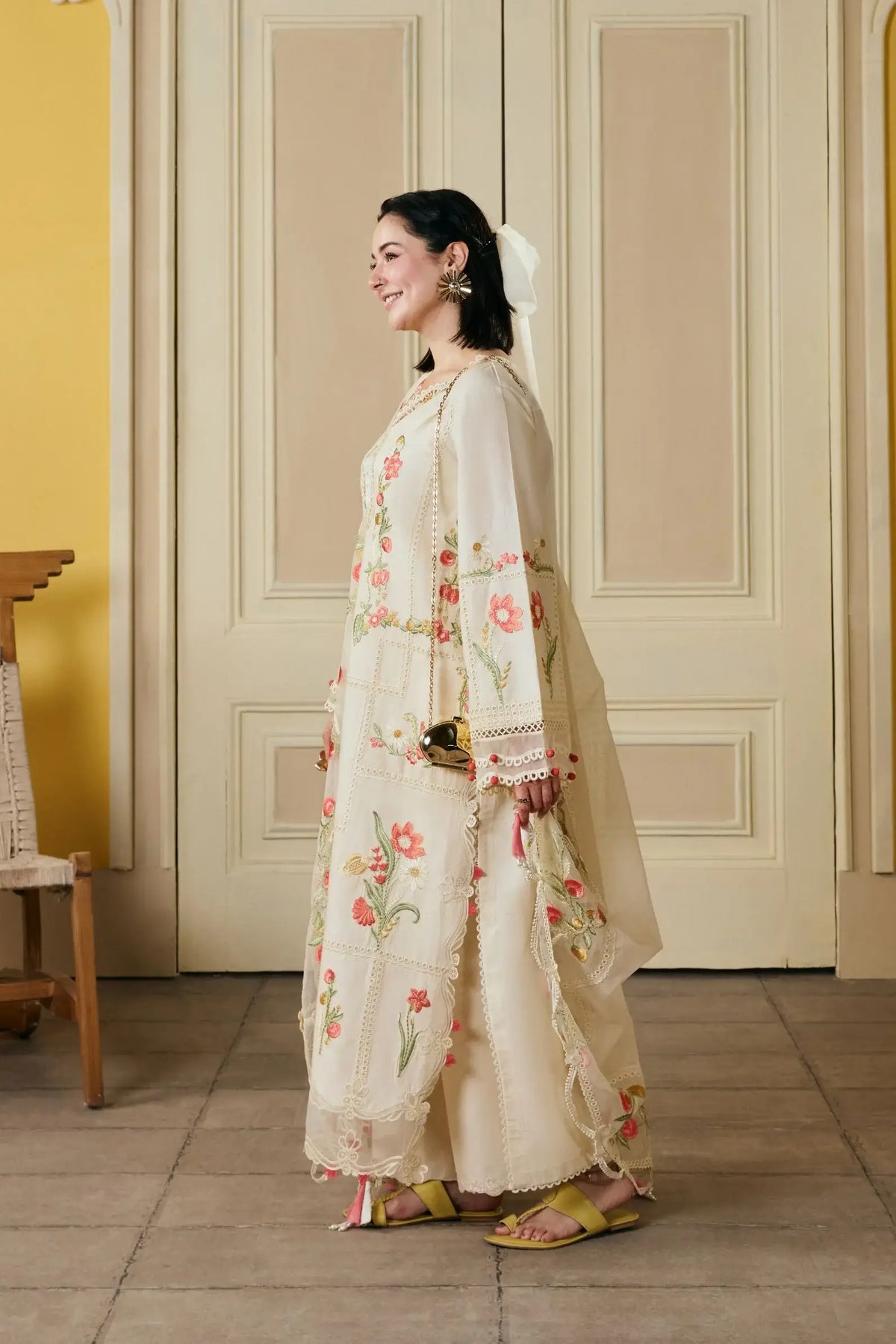 RP1235 Maryam Hussain - Summer 3PC Lawn Embroidered Suit