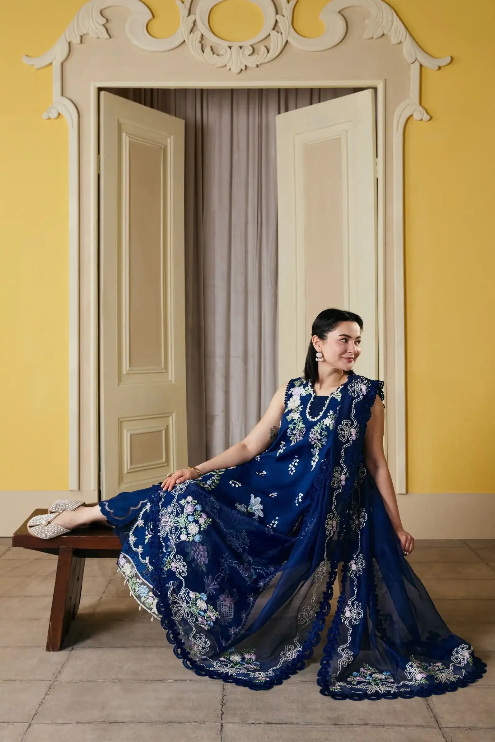 RP1237 Maryam Hussain - Summer 3PC Lawn Embroidered Suit