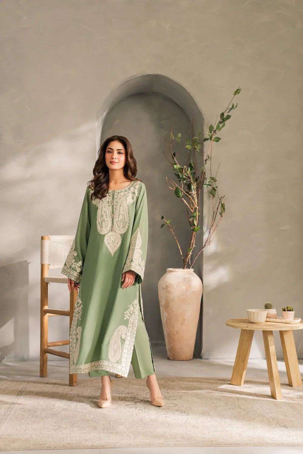 Rp1125- Mirana - Summer 3PC Lawn Embroidered Suit