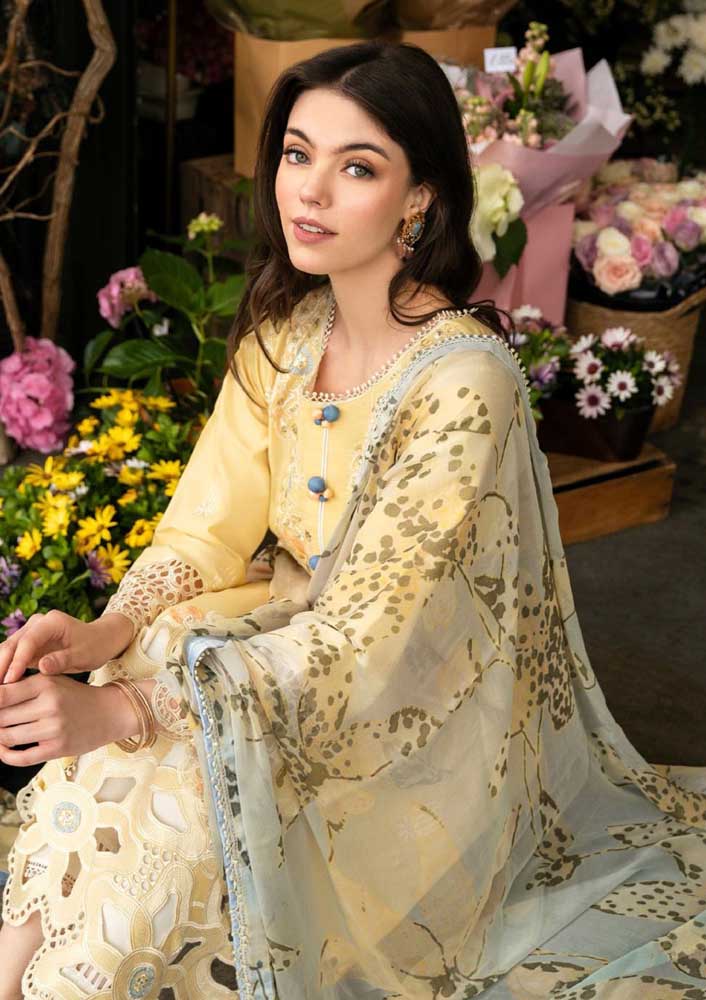 RP1139Mushaq - Summer 3PC Lawn Chikenkari Embroidered Shirt