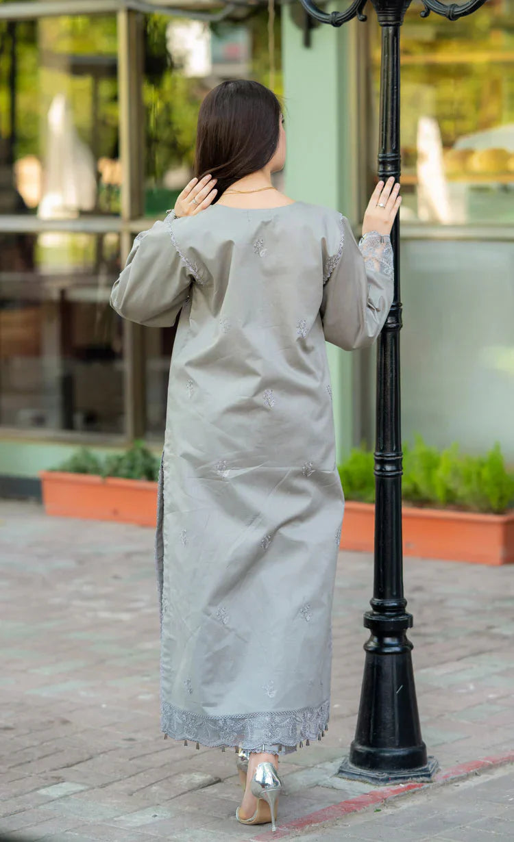 Rp3366- Mushaq - Winter 3PC Dhanak Embroidered Suit