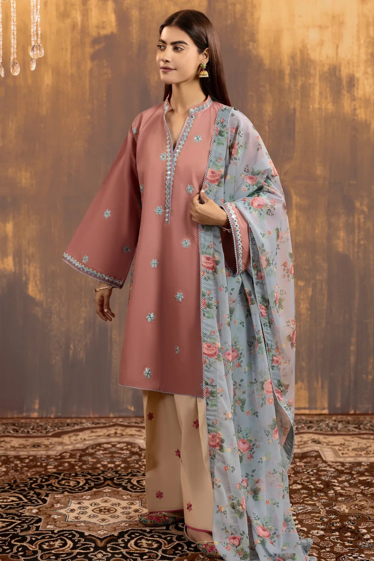 Rp1192Summer-3PC Lawn Embroidered Suit