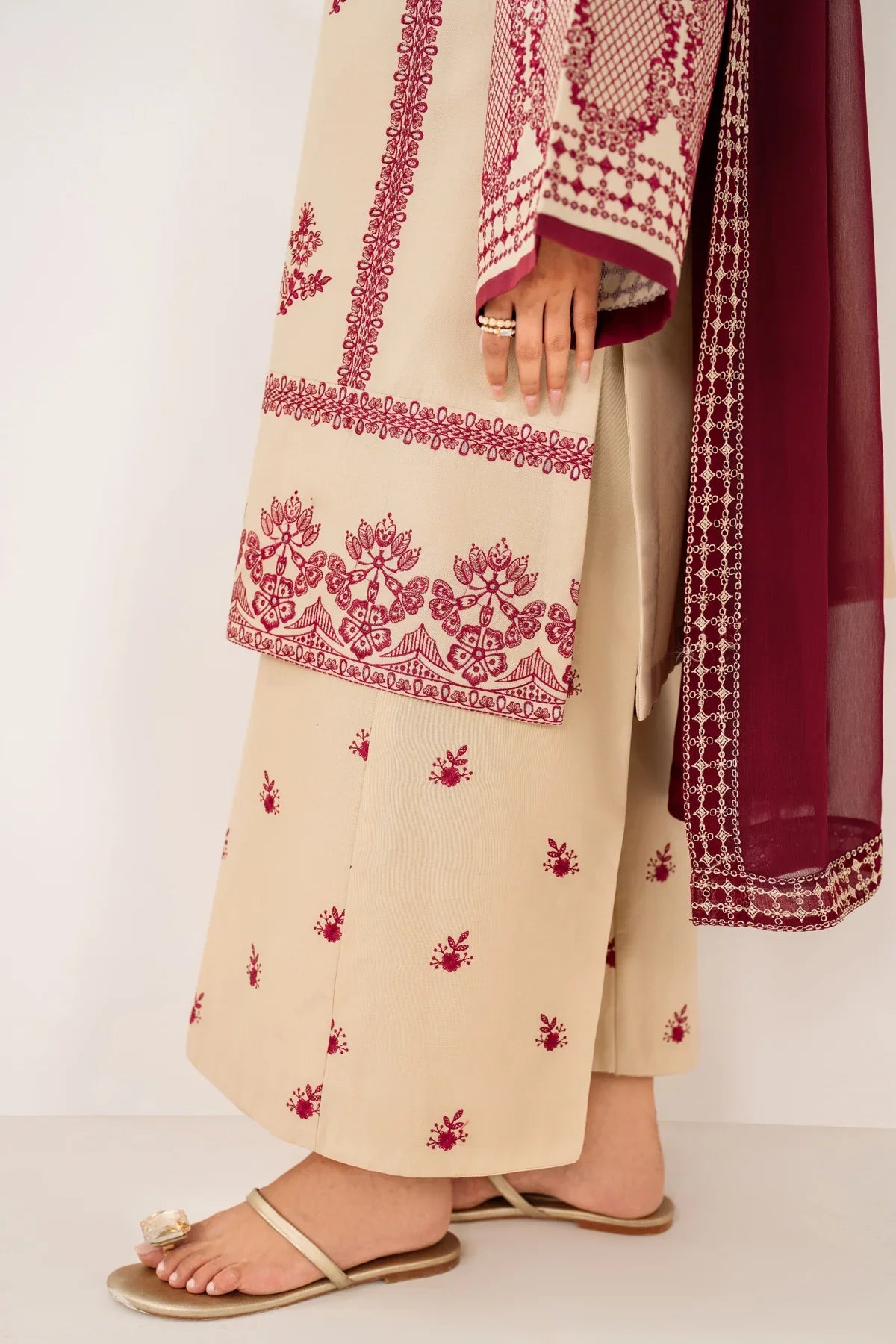 Rp1201Summer-3PC Lawn Embroidered Suit