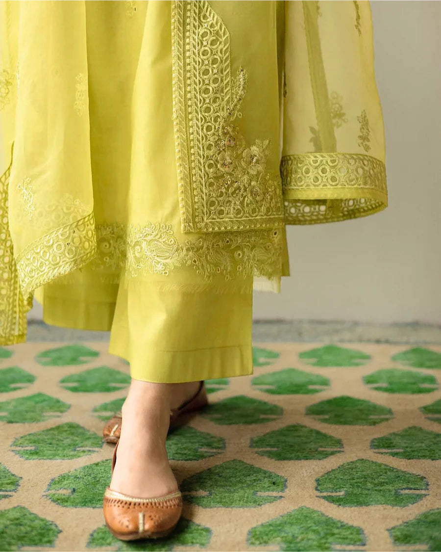 RP1177Summer 3PC Lawn Embroidered Suit