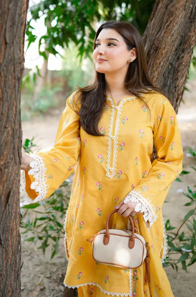 RP1204Summer 3PC Lawn Embroidered Suit
