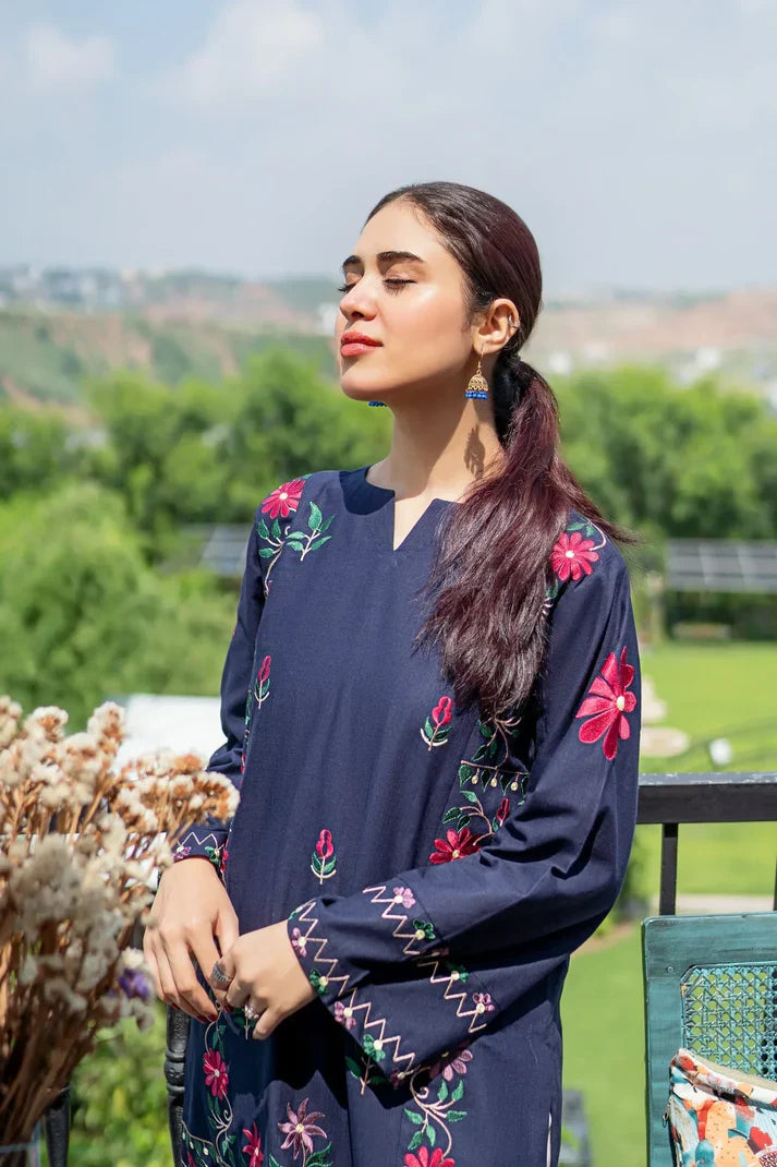 RP1185URGE - 2PC Lawn Embroidered Suit