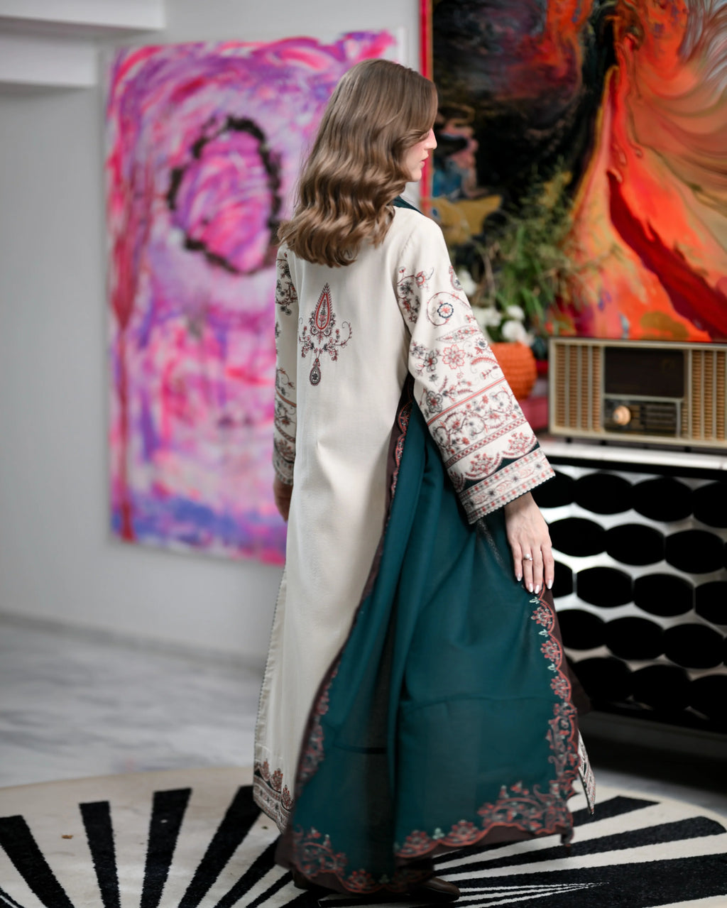 Rp1273 ZAIB - Winter 3PC Dhanak Embroidered Suit