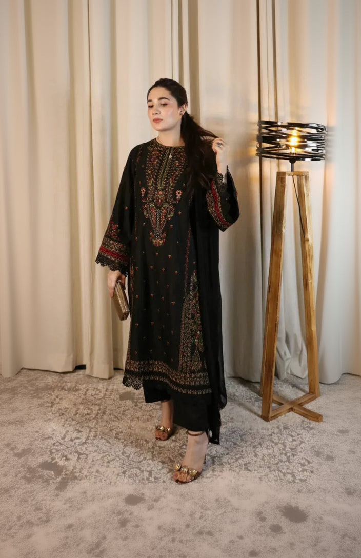 RP1102-Zara Shahjahan - Summer 3PC Lawn Embroidered Suit