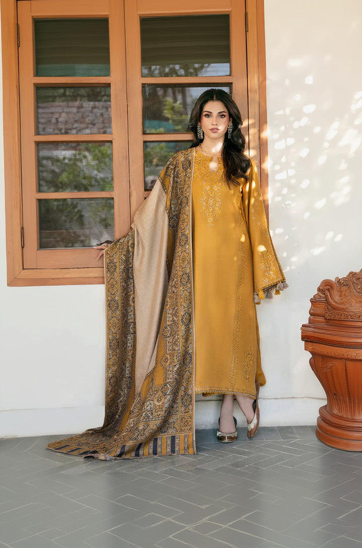 Rp33103- izel - Winter 3PC Dhanak Embroidered Suit