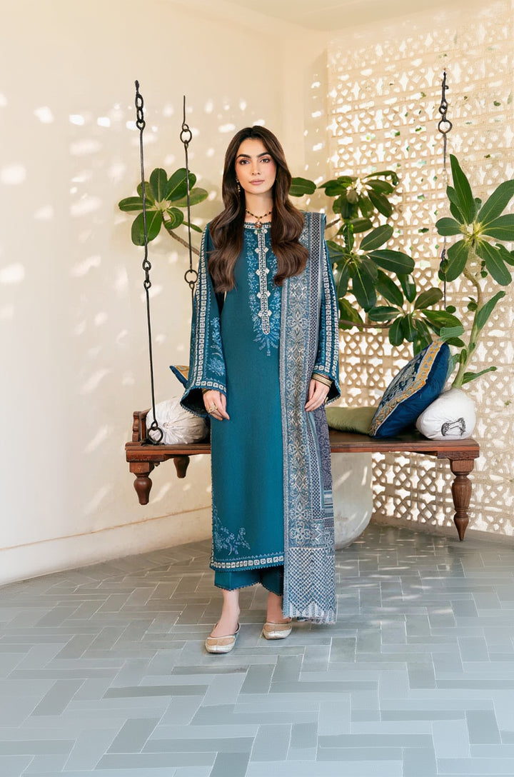 Rp33104 -izel - Winter 3PC Dhanak Embroidered Suit