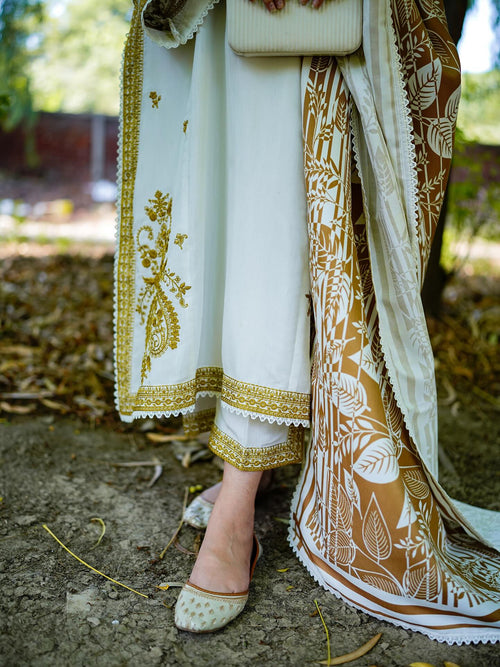 Rp33105 -izel - Winter 3PC Dhanak Embroidered Suit