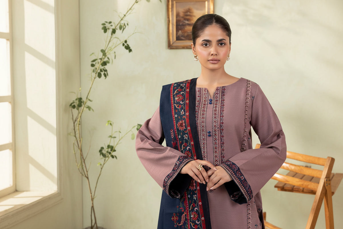 Rp33106-izel - Winter 3PC Dhanak Embroidered Suit