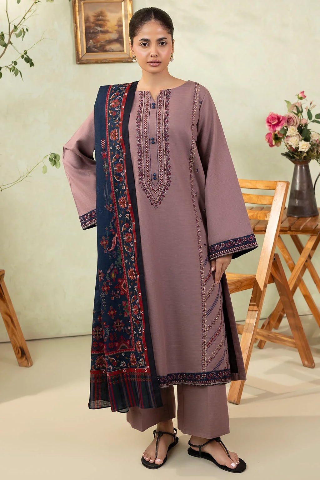 Rp33106-izel - Winter 3PC Dhanak Embroidered Suit