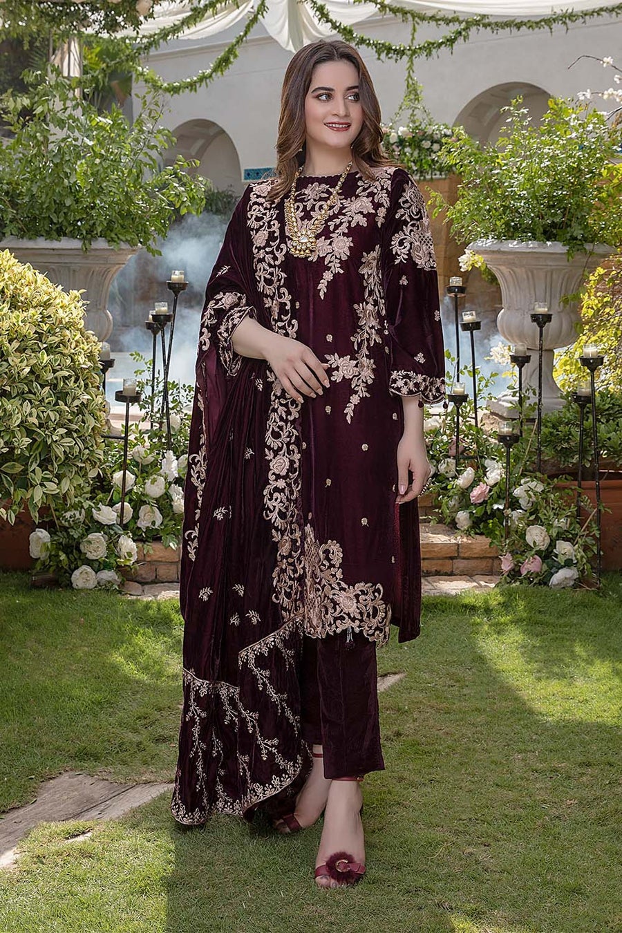 Rp403-Embroidered Velvet Three piece With Velvet Shawl Winter Collection