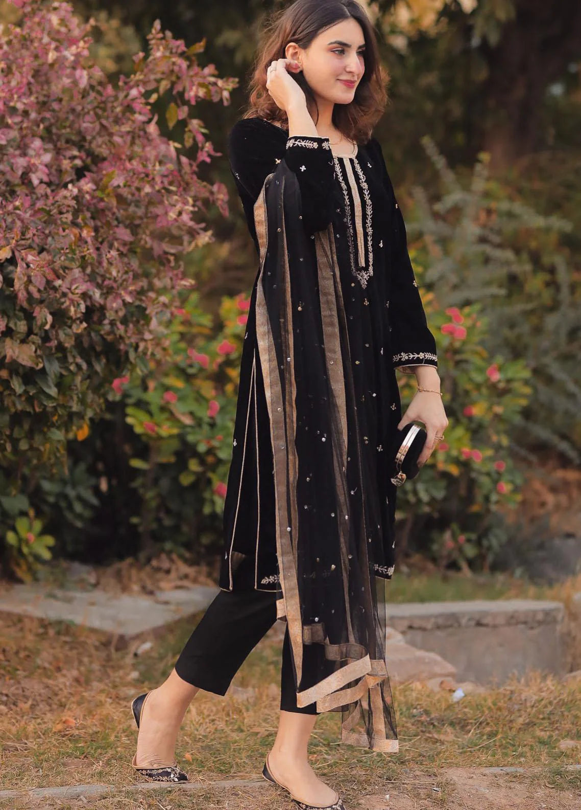 Rp518-Velvet Embroidered Dress With Organza embroidered Dopata